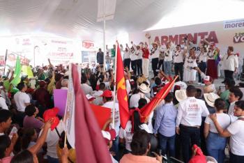 Promete Armenta infraestructura carretera en la Mixteca