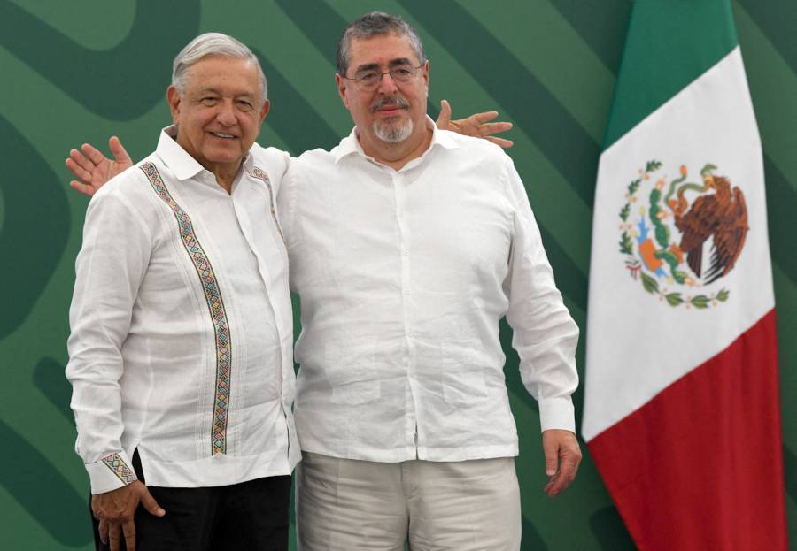 AMLO y Bernardo Arévalo conversan sobre migración
