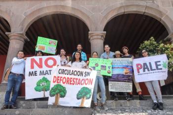 Vecinos de Amalucan piden no talar más de 80 árboles por el Distribuidor Vial
