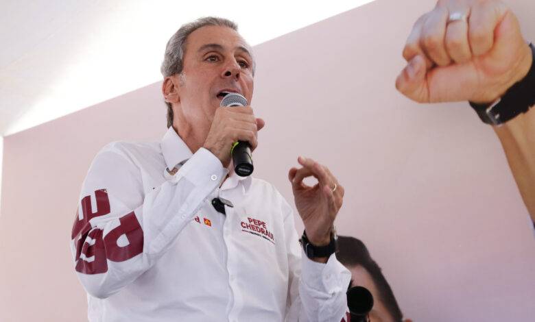 Pepe Chedraui formaliza ante FGE denuncia por ataque con bombas molotov