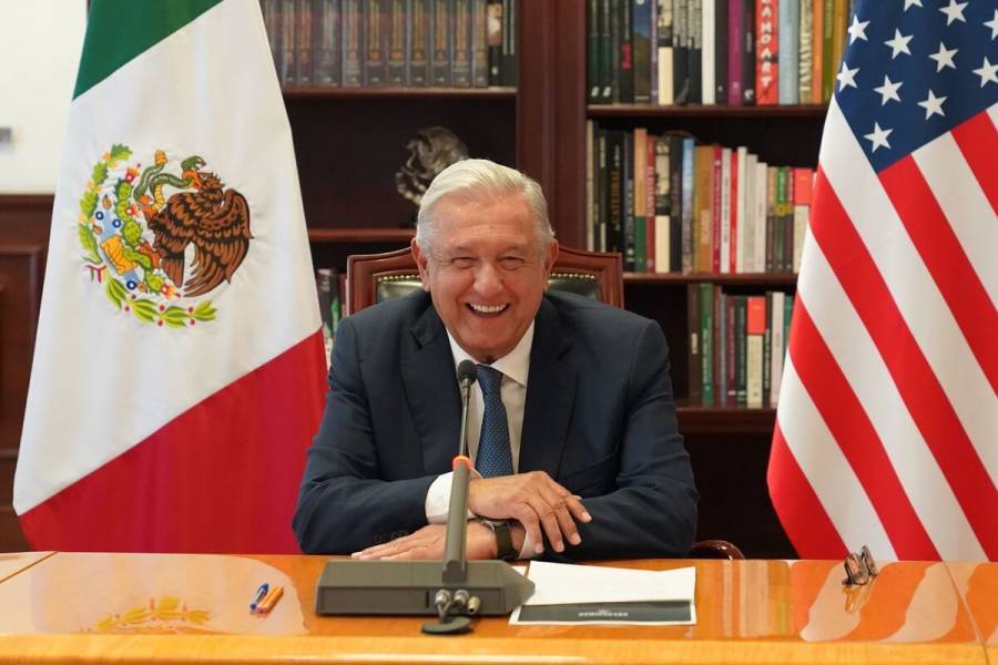 “Biden pasará a la historia como el presidente que no construye muros sino puentes”, AMLO de Biden