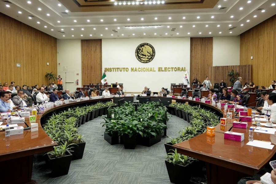 Rechaza INE solicitud del PRD para abrir paquetes electorales de los 300 distritos