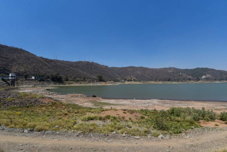 Toluca enfrenta la escasez de agua; implementan programa de llenado gratuito de garrafones