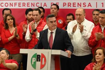 PRI considera cambio de siglas y logotipo para renovarse tras derrota electoral