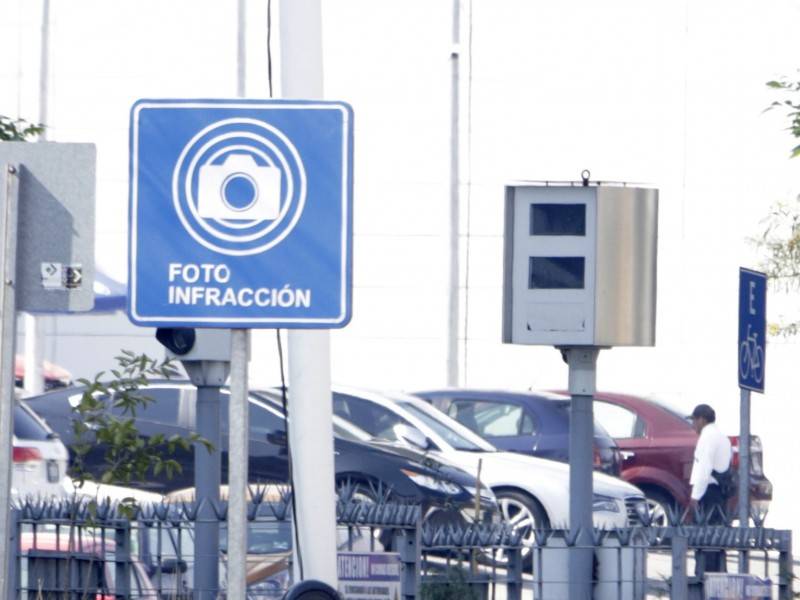 Por cada hora, infraccionan a 12 conductores en Puebla