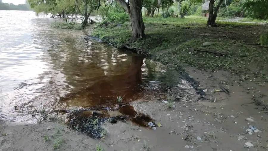 Fuga de combustible en río San Marcos ya fue controlada: Gobernador