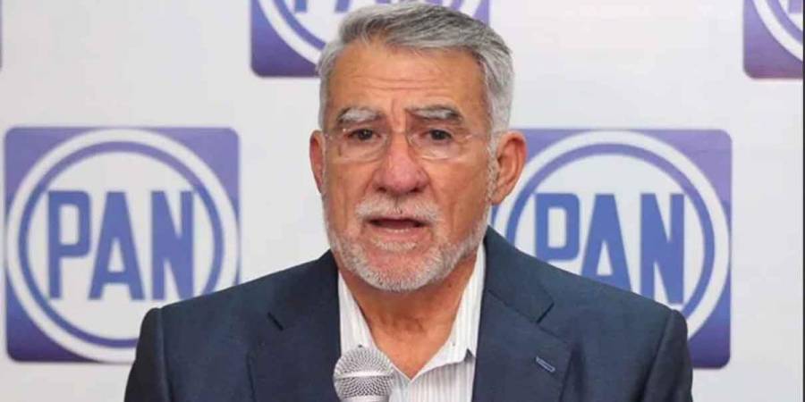 Paco Fraile renuncia a su militancia con el PAN en Puebla
