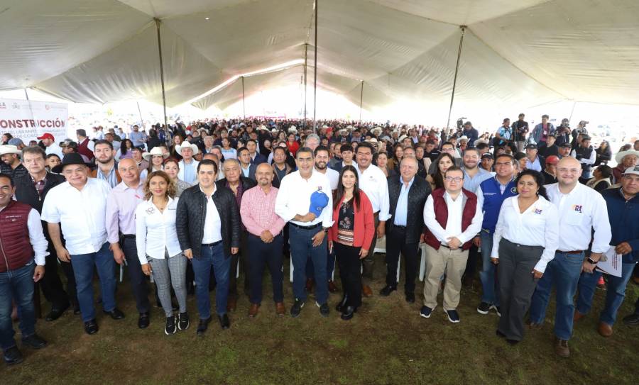 Gobernador entrega obras y apoyos en 4 municipios de la Sierra Norte ...
