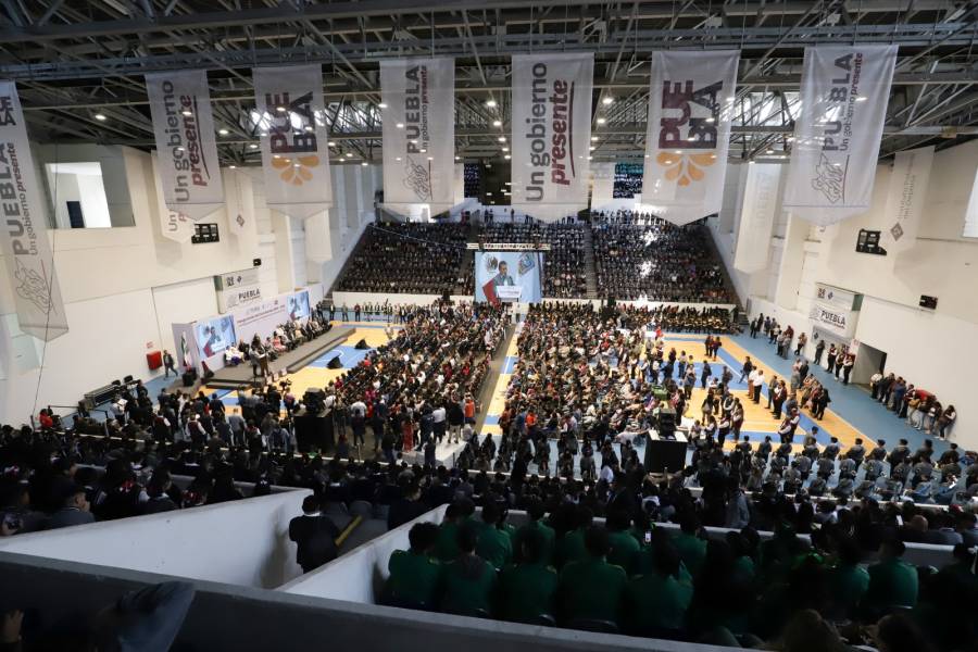 Gobernador da inicio al ciclo escolar 2024-2025 en Puebla