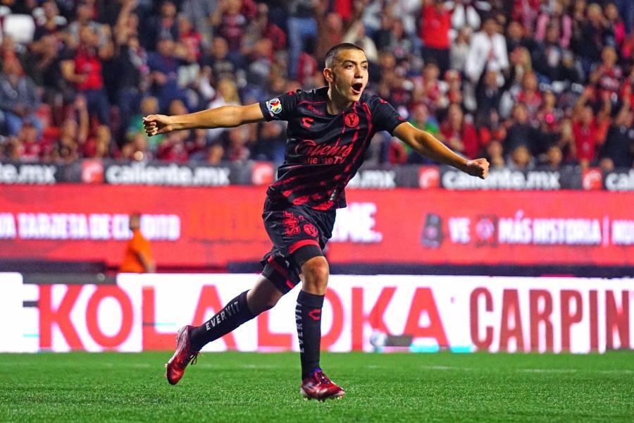 ¡Histórico! Gilberto Mora se convierte en el anotador más joven en la historia del futbol mexicano