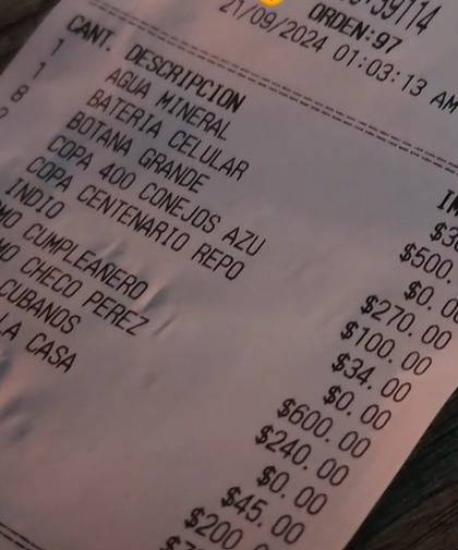 Le cobraron hasta por cargar el celular en restaurante en Aguascalientes