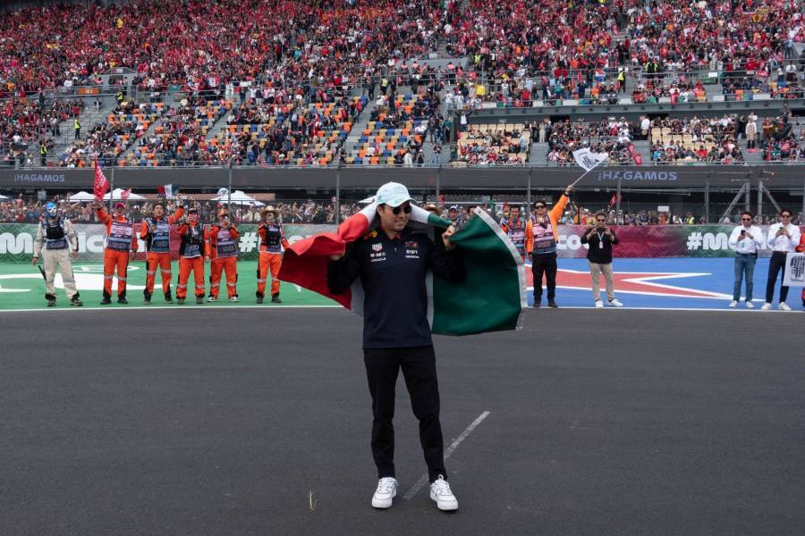 Alberto Longo sale en defensa de Checo Pérez
