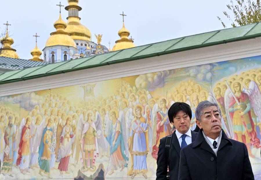 Canciller japonés advierte del impacto en Asia del uso de tropas norcoreanas en Ucrania
