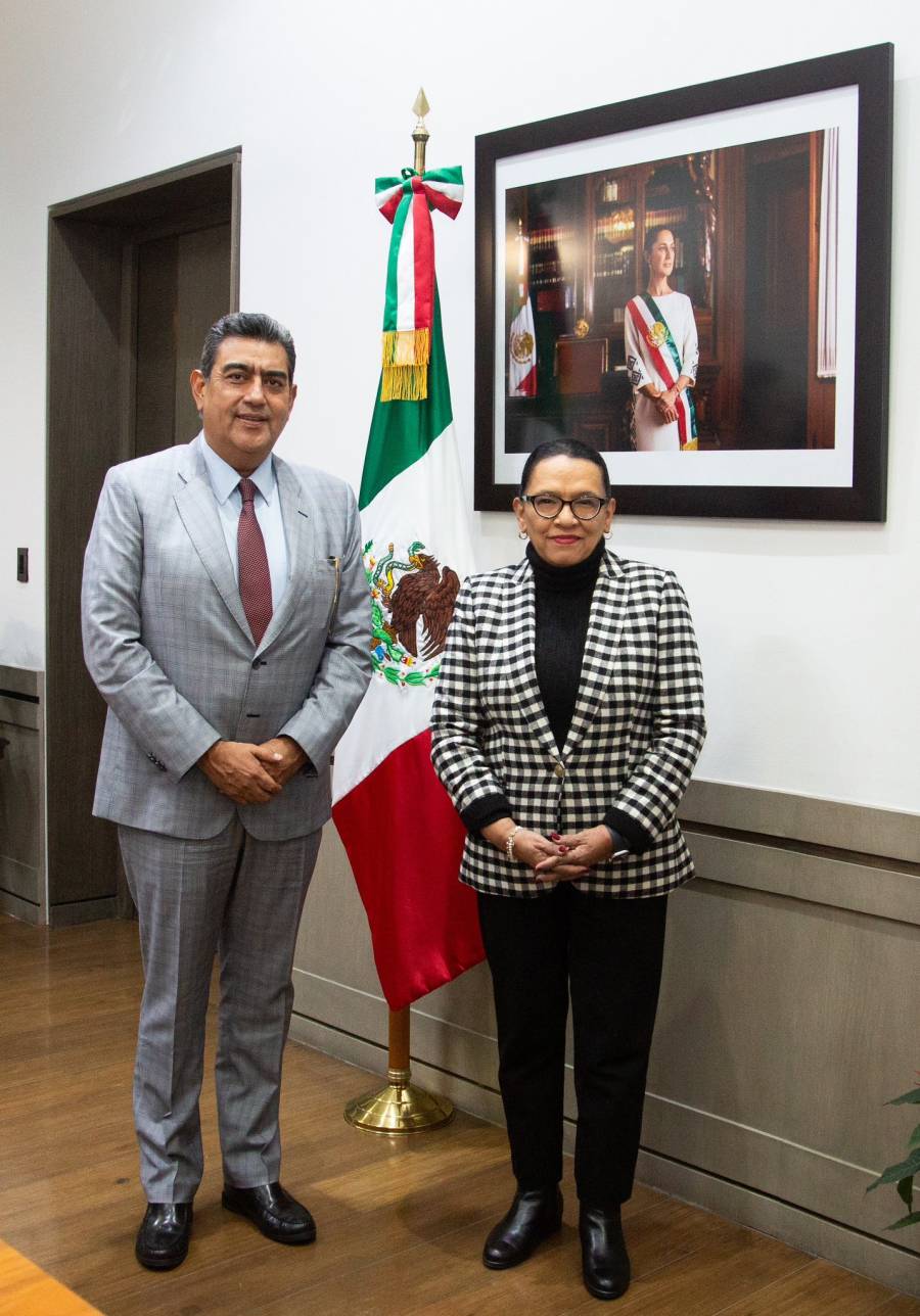Se reúne Sergio Salomón con Rosa Icela Rodríguez previo a asumir titularidad del INAMI