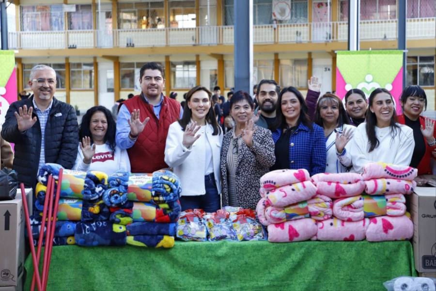 Entrega Marielise Budib insumos al Internado Julián Hinojosa