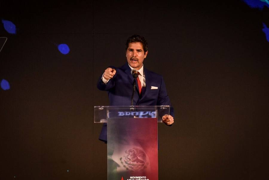 Eduardo Verástegui solicita al INE registro de Movimiento Viva México