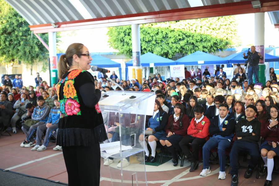 Azucena Cisneros destaca la campaña antidrogas de la presidenta Claudia Sheinbaum