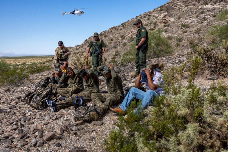 Disminuyen 85% las detenciones de migrantes en la frontera sur de EEUU durante el inicio del gobierno de Trump