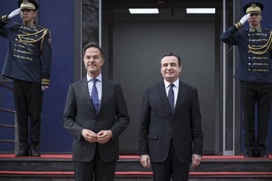 Nuevo enviado de la UE para las conversaciones entre Kosovo y Serbia visita Pristina