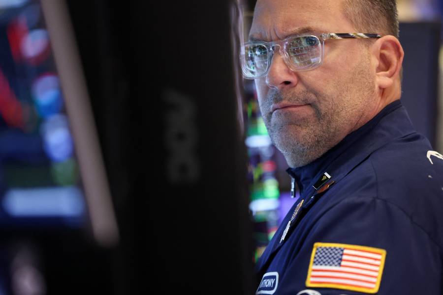 Las acciones estadounidenses obtienen ganancias mientras los mercados observan el plan arancelario de Trump