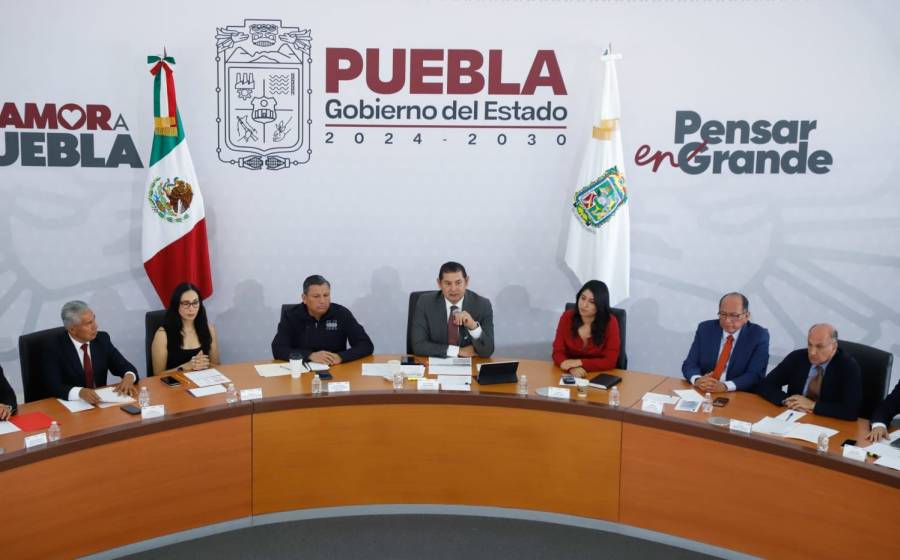 Gobierno de Puebla trabaja en macro proyectos prioritarios con presidenta Sheinbaum