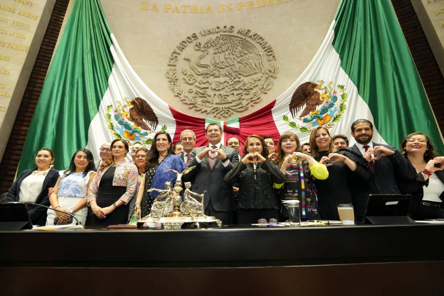 Armenta y Chedraui conmemoran 494 años de la fundación de Puebla en San Lázaro