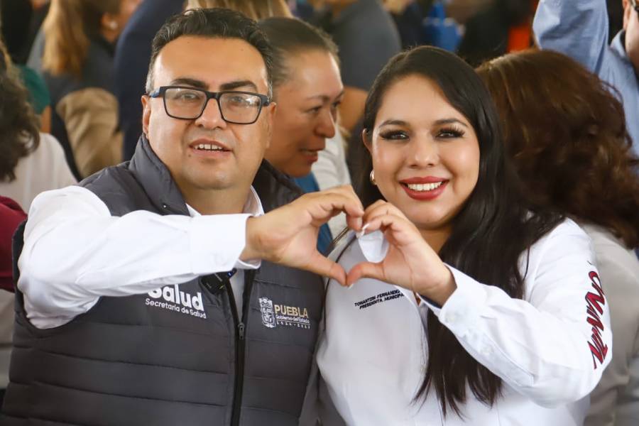Tonantzin Fernández y Carlos Pacheco unen esfuerzos por la salud de Cholula