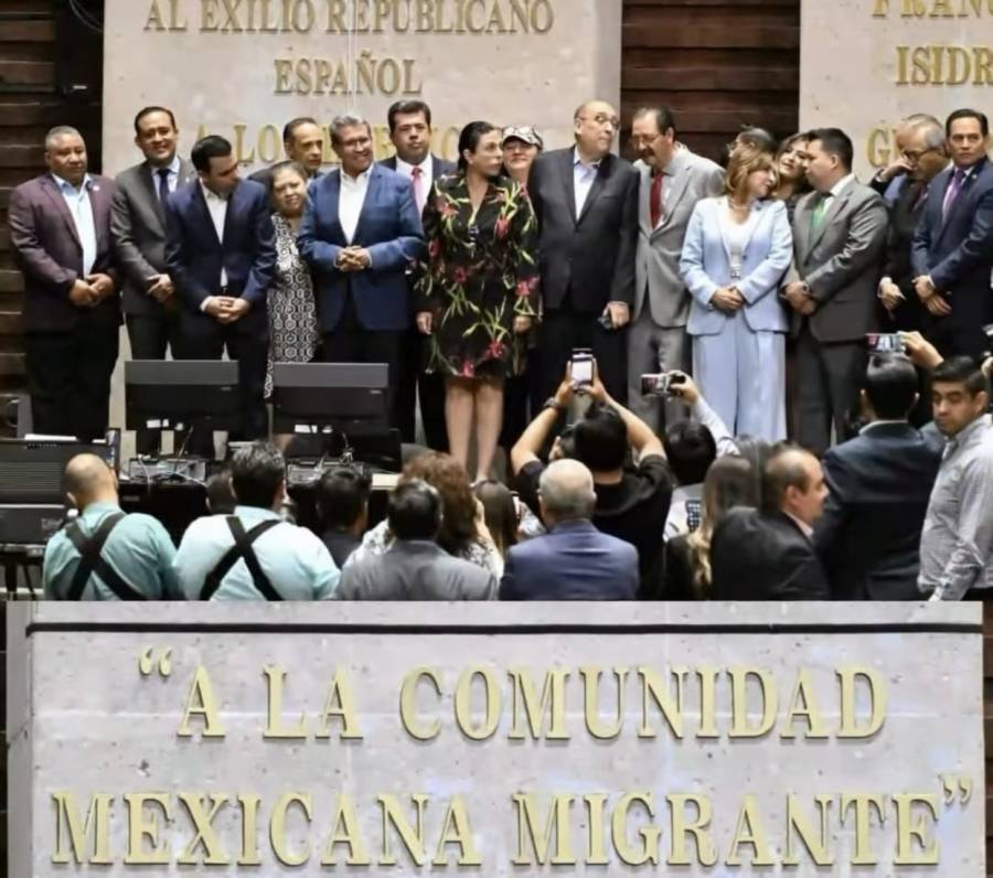 Sheinbaum califica como “héroes y heroínas” a migrantes mexicanos tras homenaje en San Lázaro