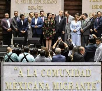 Sheinbaum califica como “h&eacute;roes y hero&iacute;nas” a migrantes mexicanos tras homenaje en San L&aacute;zaro