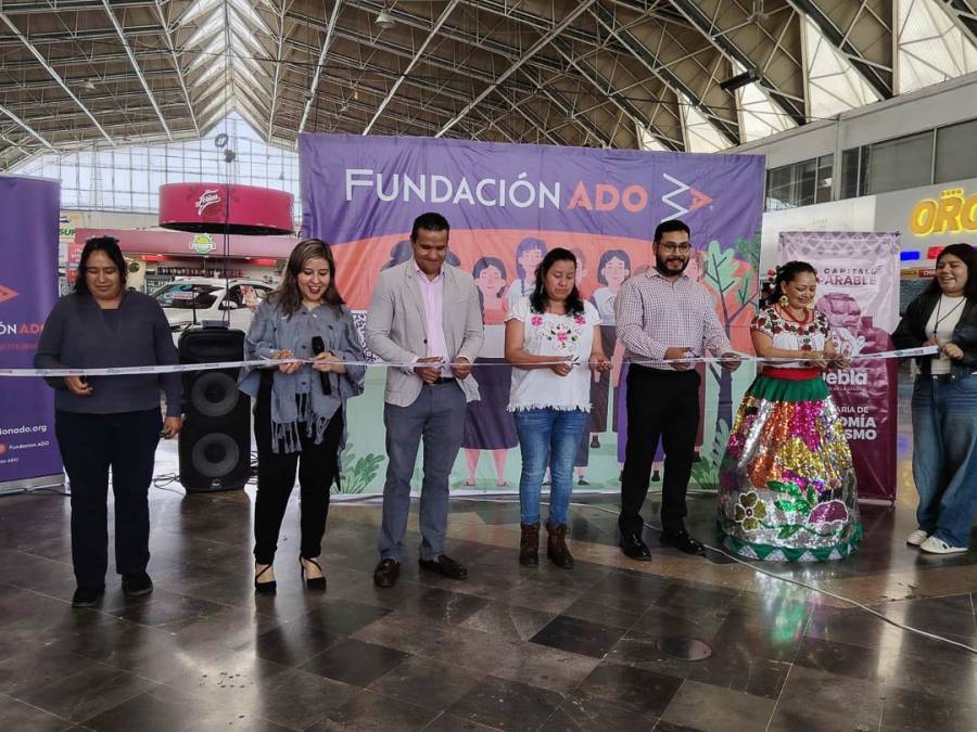 Ayuntamiento de Puebla y Fundación ADO inauguran Mercadito Artesanal en la CAPU