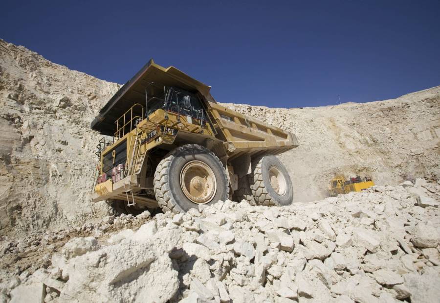 EEUU y Ucrania firman un acuerdo para el acceso a los recursos minerales ucranianos