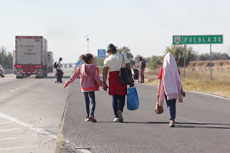 Disminuyen la repatriación de migrantes poblanos y aumentan las remesas