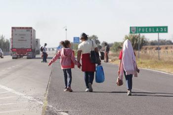 Disminuyen la repatriación de migrantes poblanos y aumentan las remesas