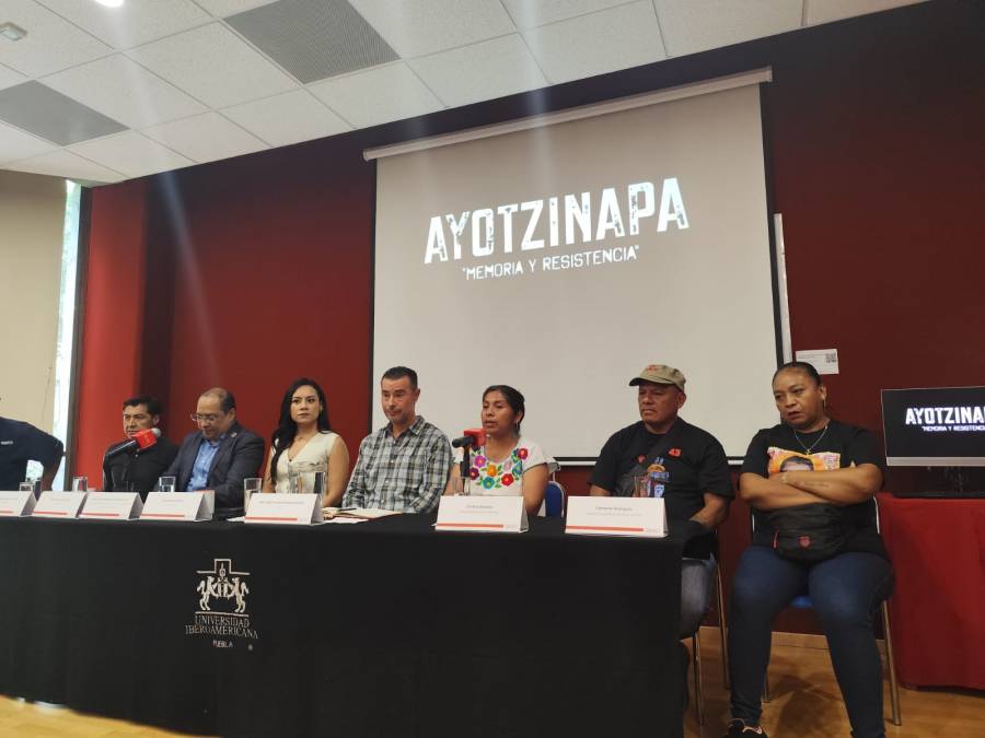 Presentan el documental Ayotzinapa 