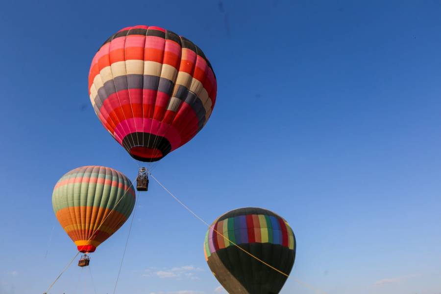Incendio de globo aerostático deja un muerto durante festival en Zacatecas