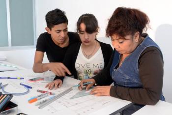 Enseñanza, investigación y gestión, las facetas de un docente BUAP