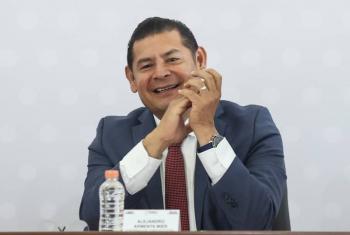 Gobernador de Puebla anuncia cambios en su gabinete