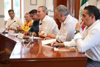 Pepe Chedraui se reúnen con presidentes de juntas auxiliares de Puebla