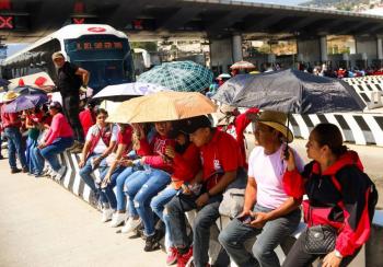 CNTE intensifica bloqueos en CDMX y exige reunión inmediata con Sheinbaum