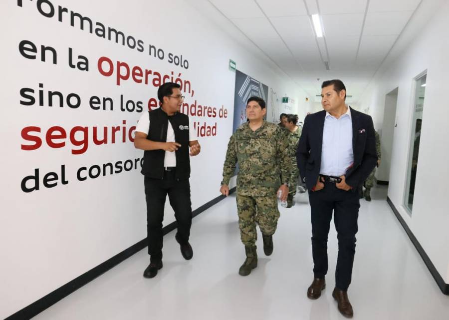 Gobierno de Puebla y Marina avanzan en modernización de infraestructura naval