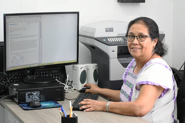 Teresita Romero, 50 años formando médicos genetistas en la BUAP