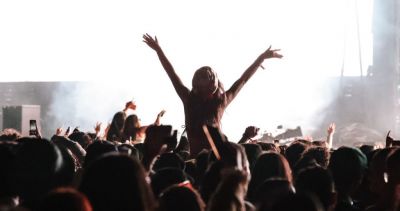 Todo lo que necesitas saber sobre Coachella 2025: Artistas, fiestas y más