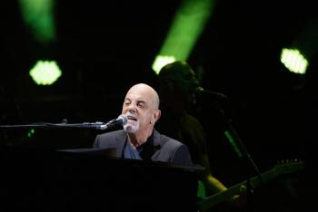 Billy Joel cancela conciertos por afección cerebral