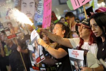 Israel es acusado de usar civiles palestinos como escudos humanos durante ofensiva en Gaza
