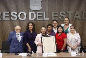 Congreso rinde homenaje a Gabriela Mistral, Premio Nobel de Literatura