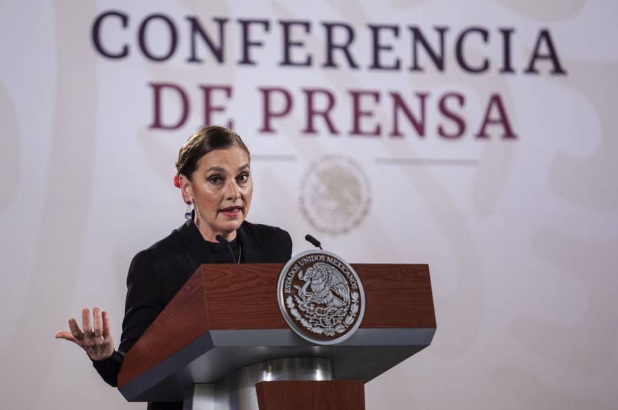 Beatriz Gutiérrez Muller reaparece en la BUAP tras controversia por supuesta solicitud de nacionalidad española