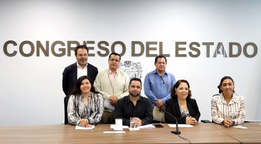Congreso avala suprimir edad máxima para ocupar Dirección del CECyTE