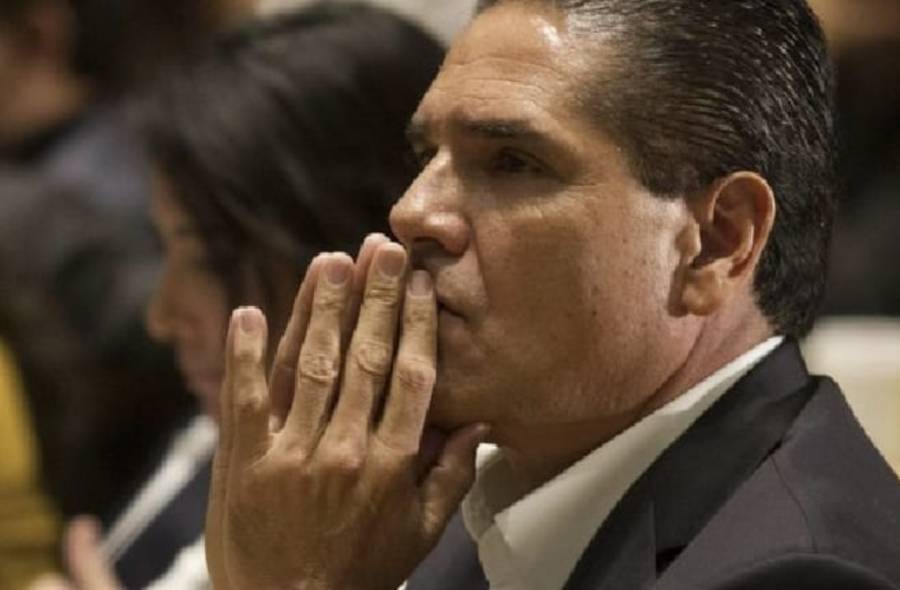 Silvano Aureoles mantiene suspensión provisional, frenando su captura