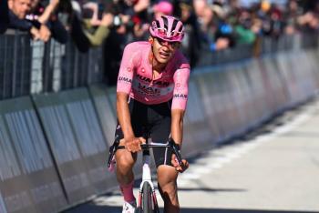 Sheinbaum reconoce a Isaac del Toro por su liderazgo en el Giro de Italia