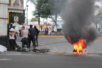 Pobladores de Xoxtla bloquean la autopista México-Puebla